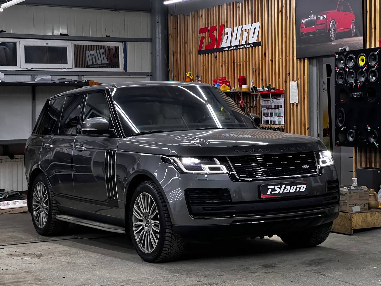 Шумоизоляция Range Rover в Ярославле